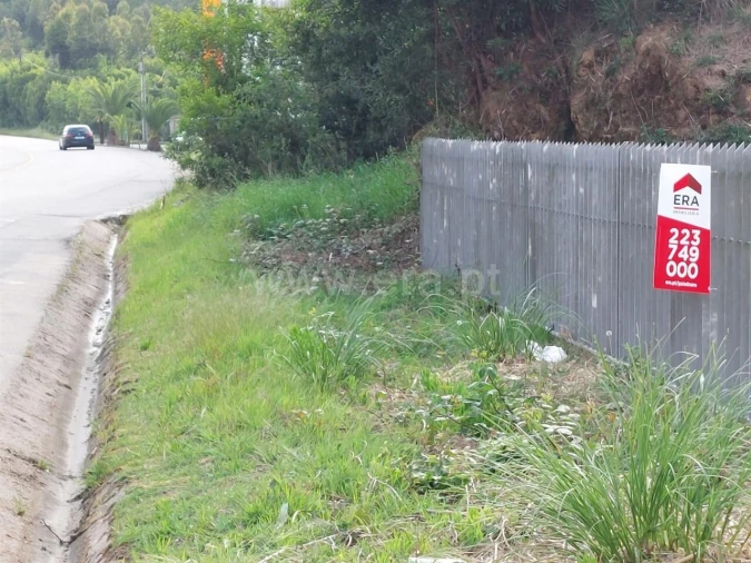 Terreno para Venda em Santa Maria de Lamas Foto 5