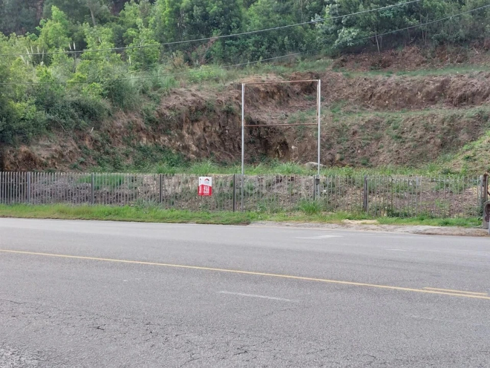 Terreno para Venda em Santa Maria de Lamas Foto 10