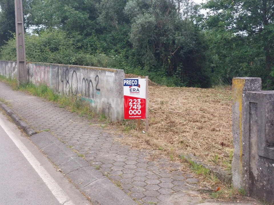 Terreno para Venda em Argoncilhe Foto 18