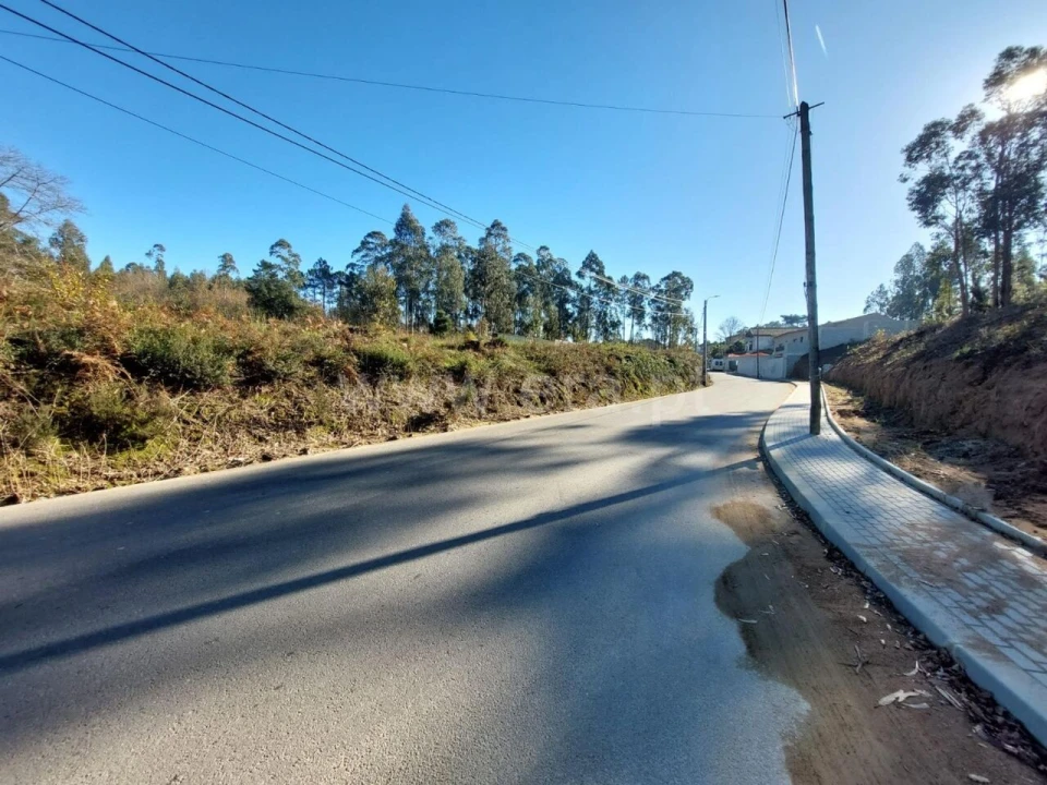 Terreno para Venda em Argoncilhe Foto 15