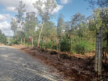 Terreno para Venda em Vilar de Andorinho