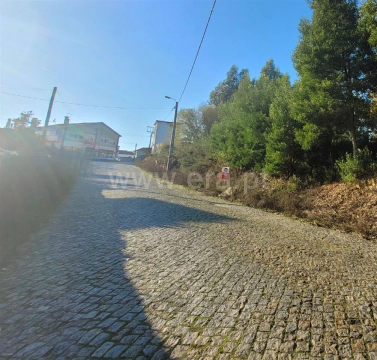 Terreno para Venda em Vilar de Andorinho Foto 4