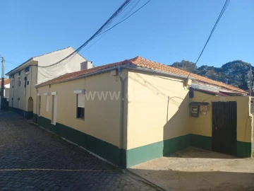 Moradia T0 para Venda em Canidelo