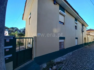 Moradia T0 para Venda em Canidelo