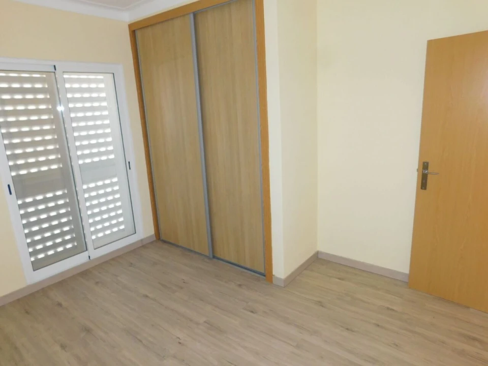 Moradia T6 para Venda em Silves Foto 29