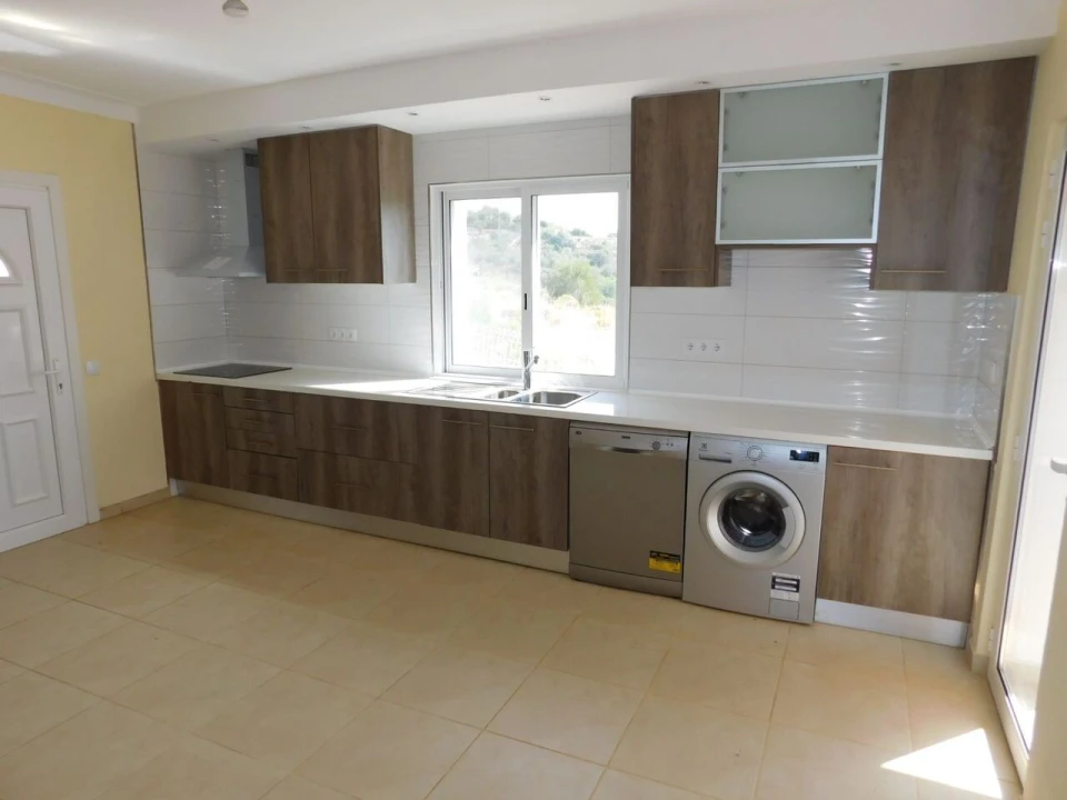 Moradia T6 para Venda em Silves Foto 17