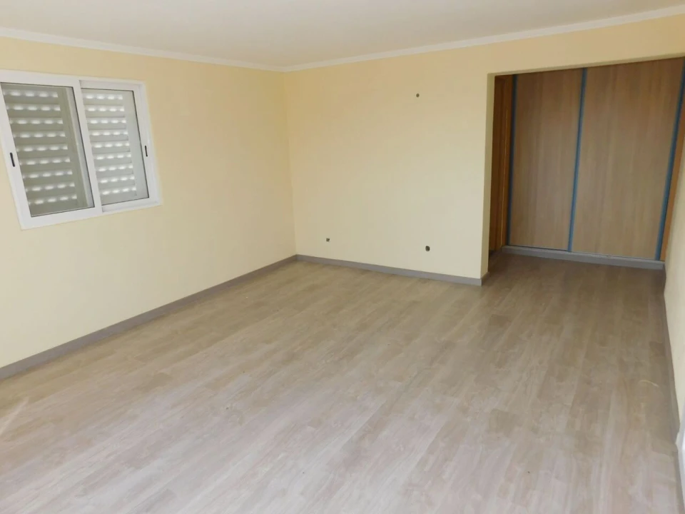 Moradia T6 para Venda em Silves Foto 30