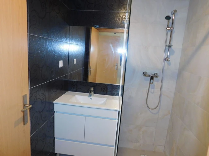 Moradia T6 para Venda em Silves Foto 43