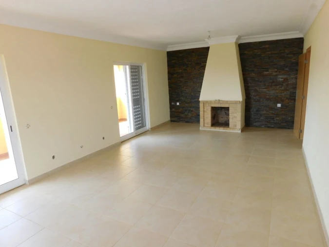 Moradia T6 para Venda em Silves Foto 6