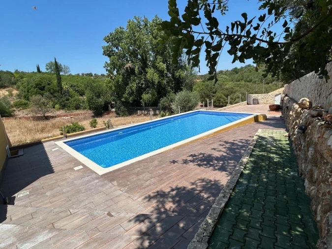 Moradia T6 para Venda em Silves Foto 61