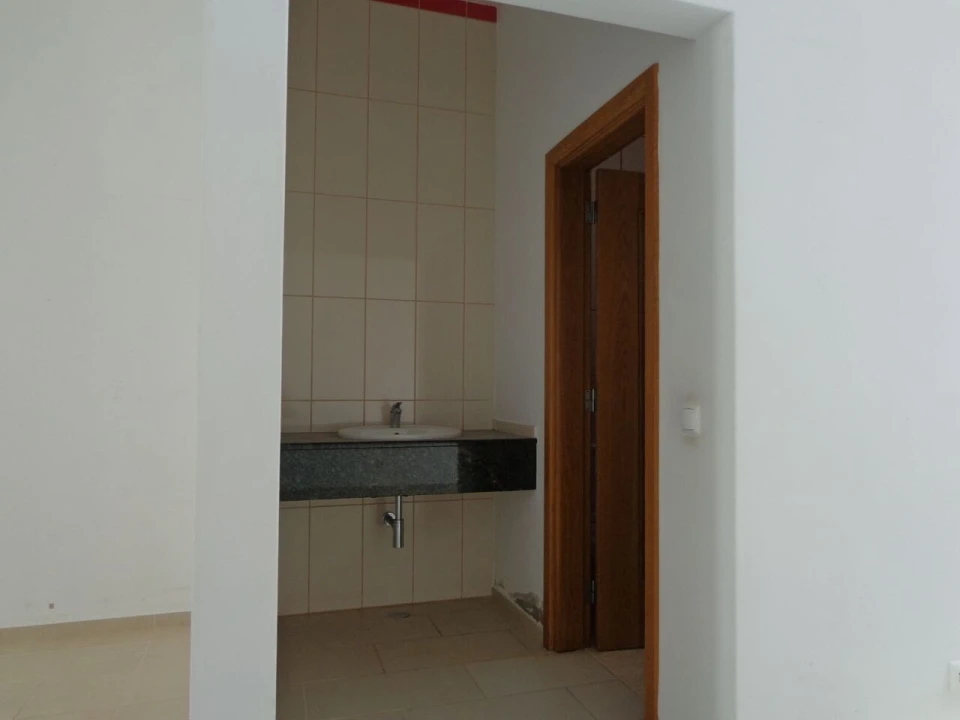 Loja para Venda em Ferragudo Foto 2