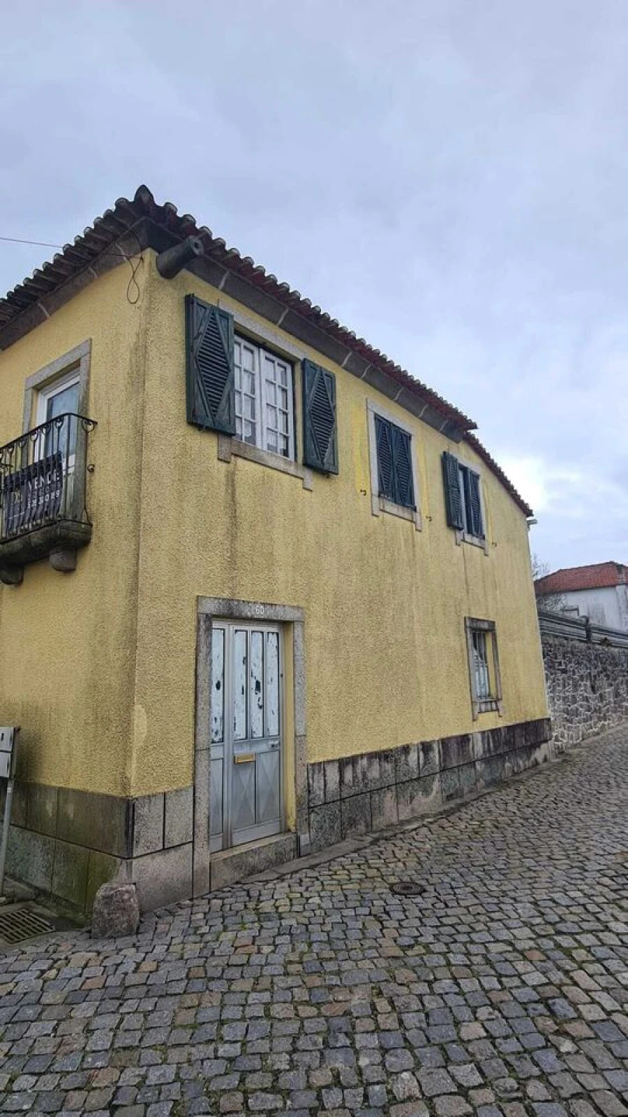 Moradia T3 para Venda em Azurara Foto 12