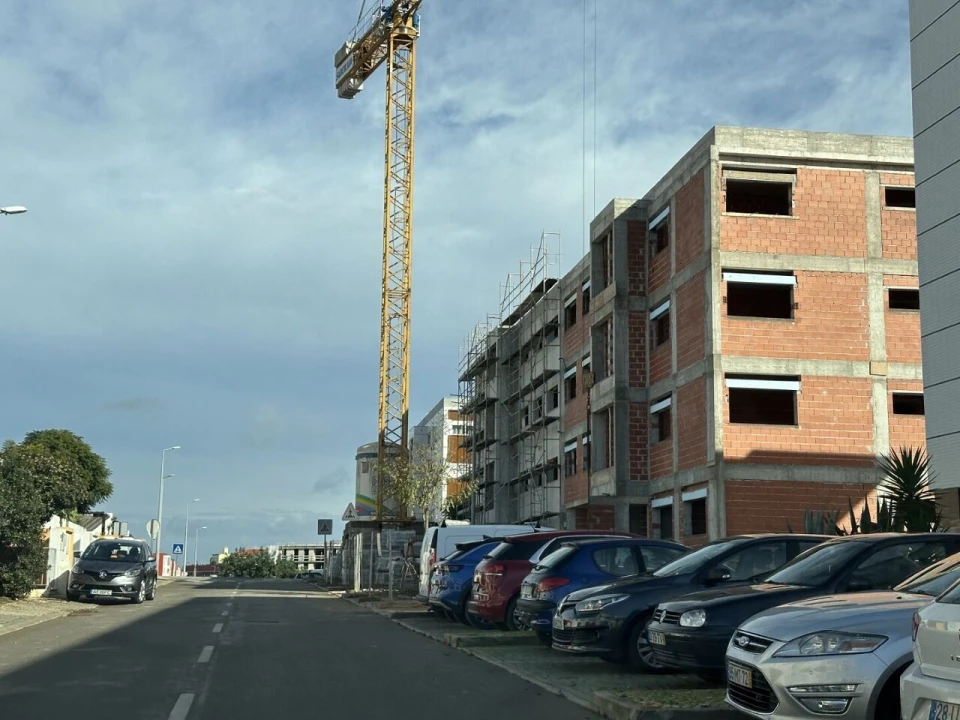 Apartamento T2 para Venda em Portimão Foto 10