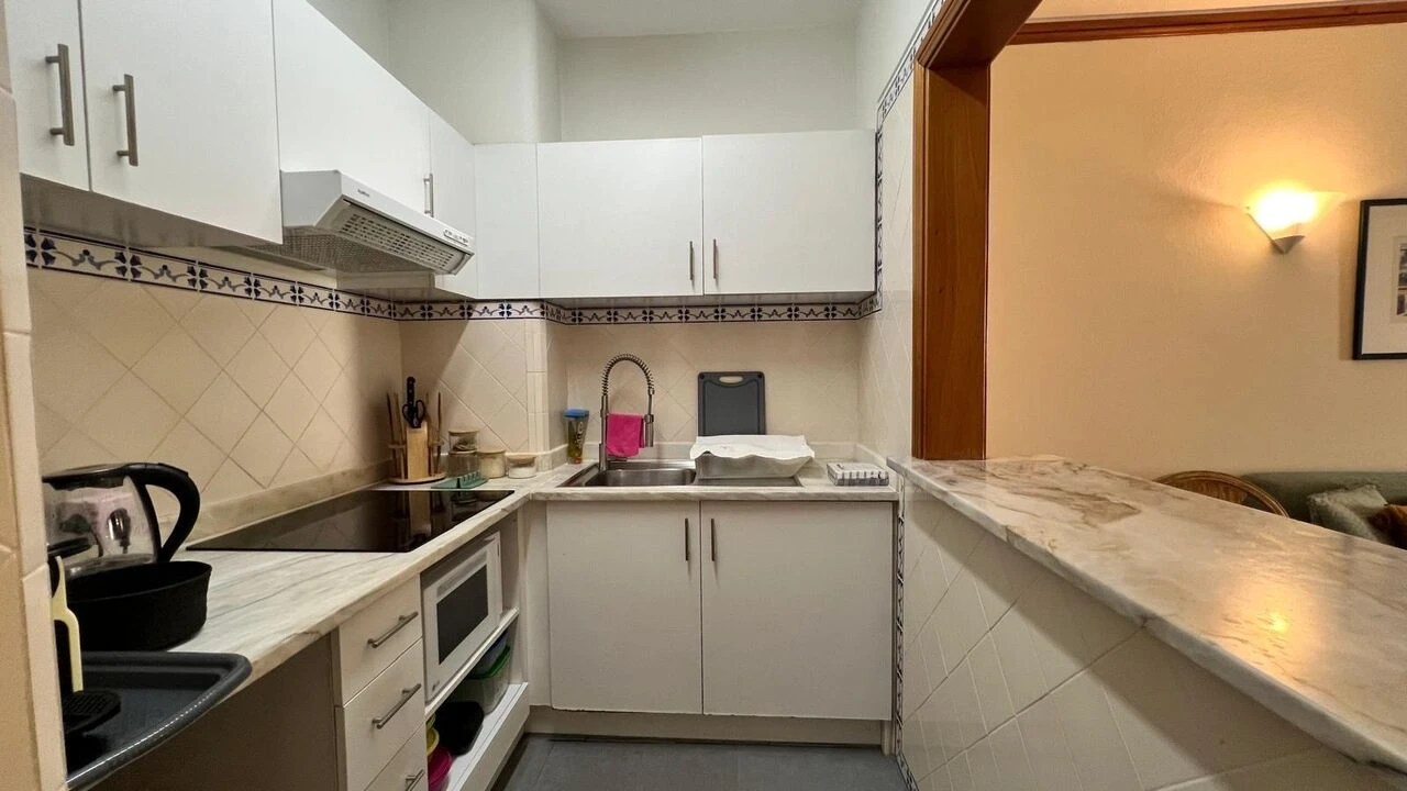 Apartamento T0 para Venda em Albufeira e Olhos de Água Foto 6