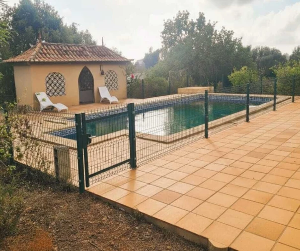 Moradia T5 para Venda em Guia Foto 3