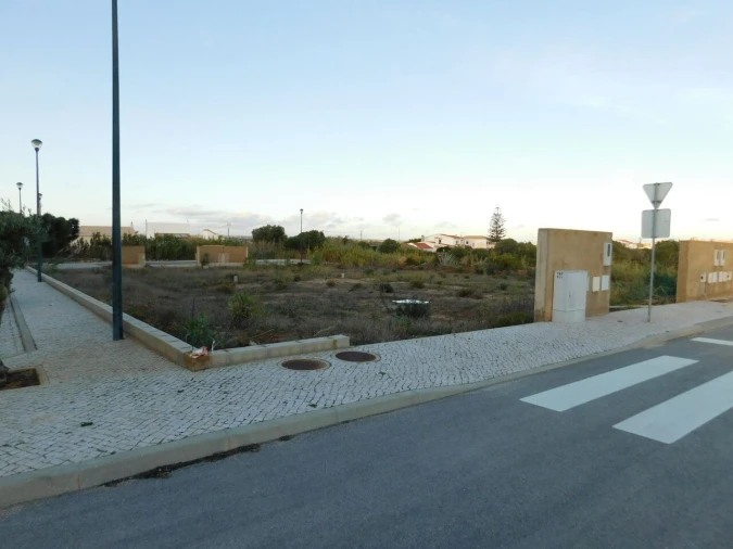 Terreno para Venda em Vila de Sagres Foto 2