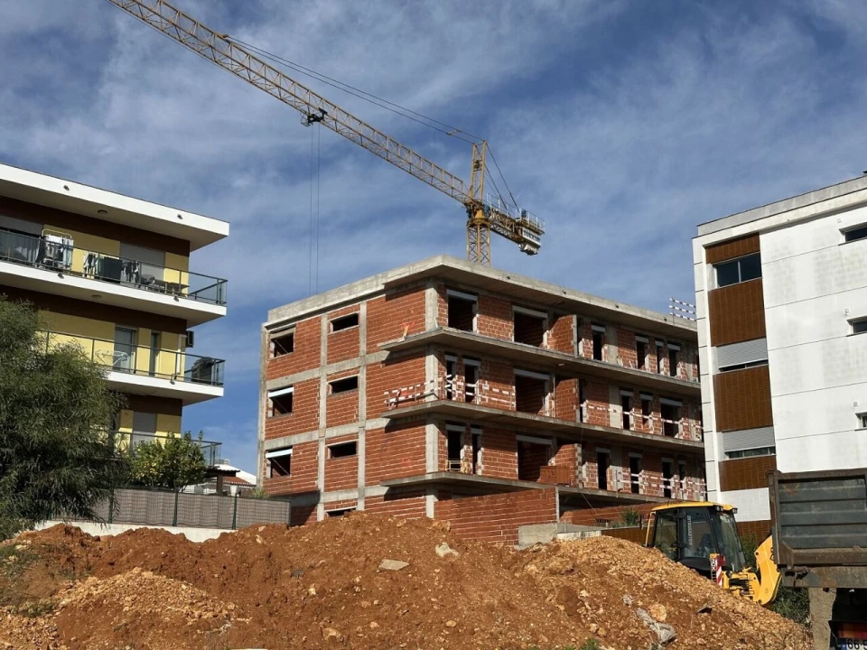 Apartamento T3 para Venda em Portimão Foto 8