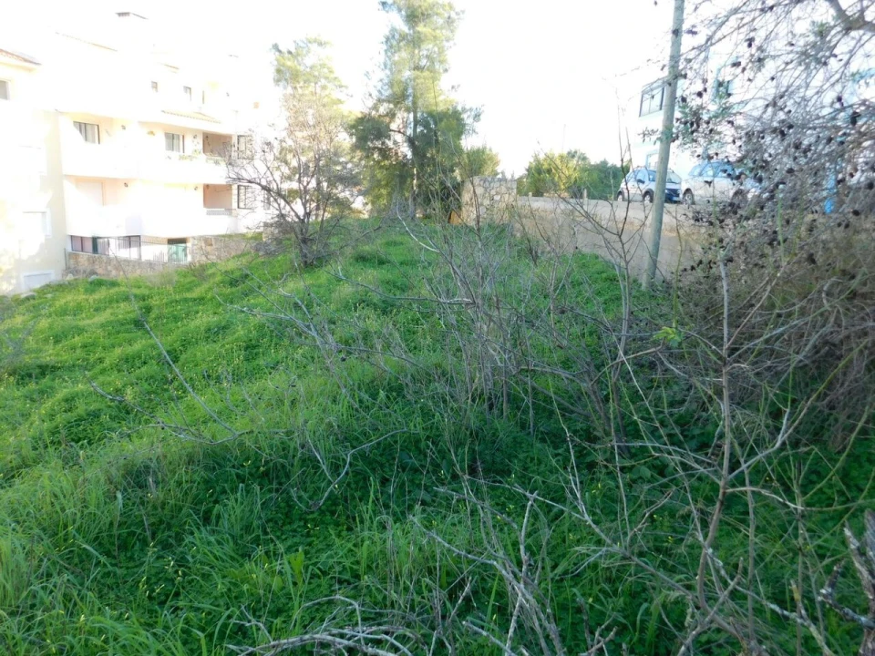 Terreno para Venda em Ferragudo Foto 1