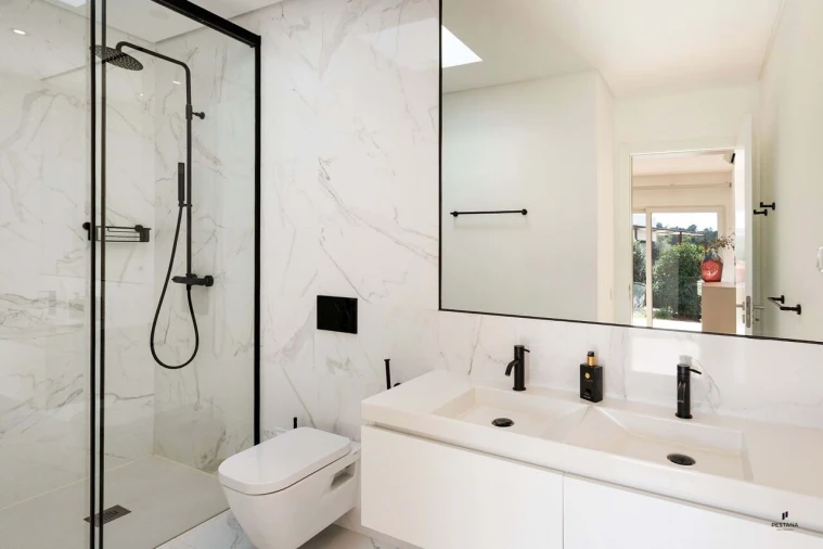 Moradia T3 para Venda em Ferragudo Foto 14