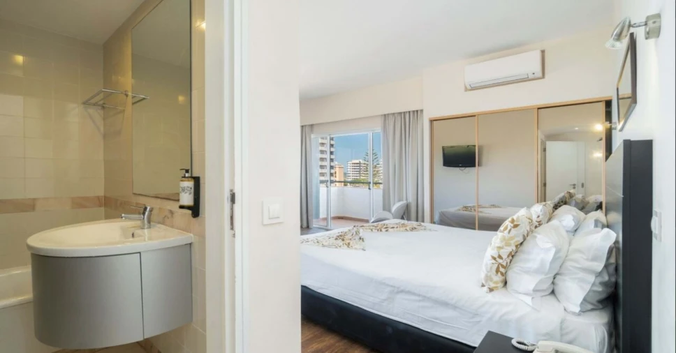 Apartamento T0 para Venda em Alvor Foto 8