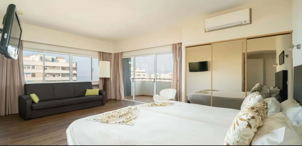 Apartamento T0 para Venda em Alvor Foto 5