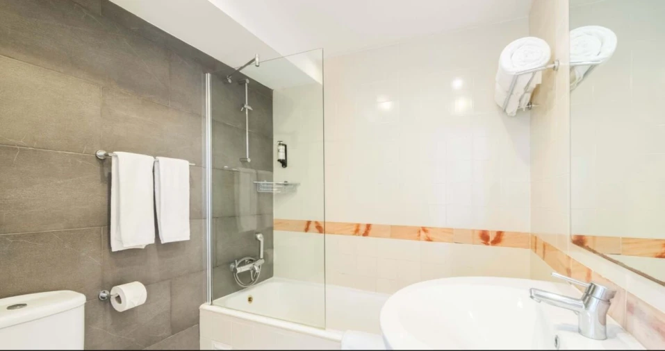 Apartamento T0 para Venda em Alvor Foto 9