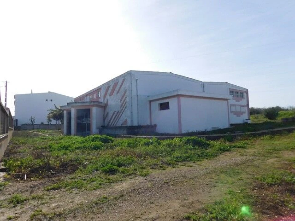 Armazém para Venda em Armação de Pera Foto 2