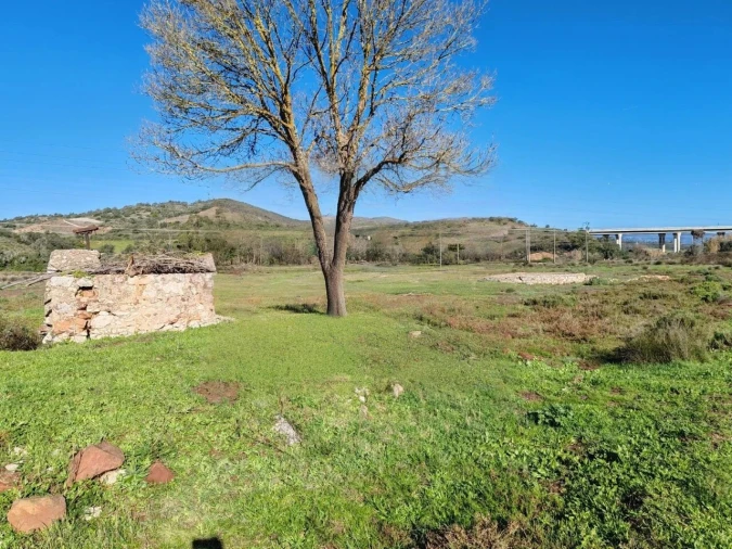 Terreno para Venda em Portimão Foto 3