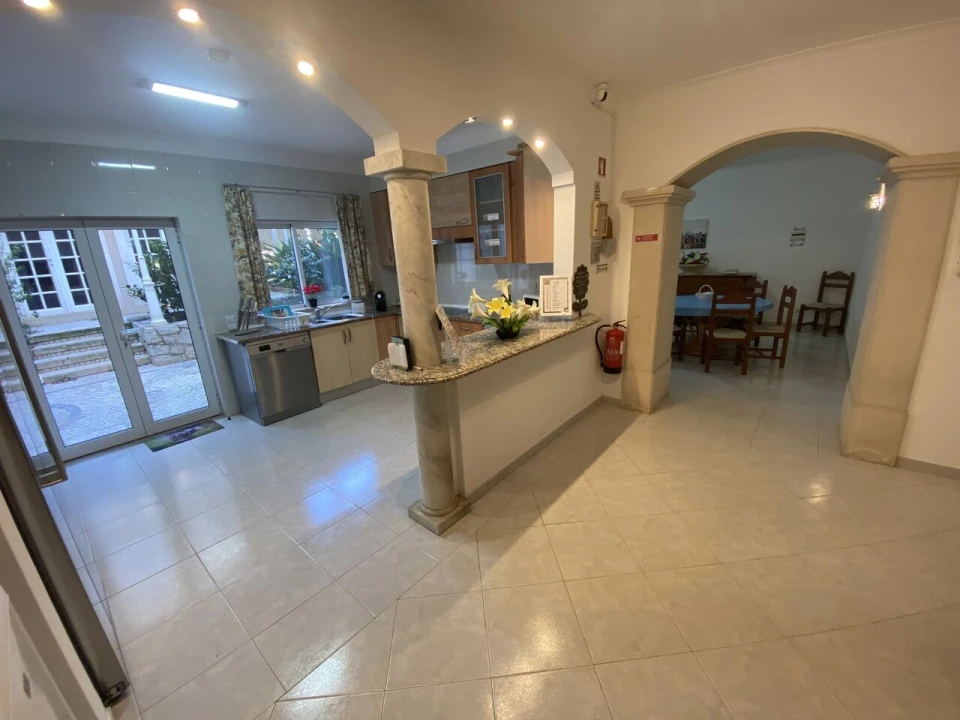Moradia T7 para Venda em Portimão Foto 3