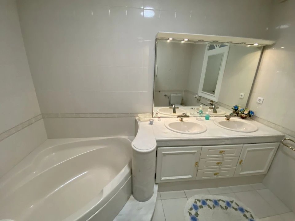 Moradia T7 para Venda em Portimão Foto 31