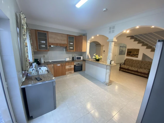 Moradia T7 para Venda em Portimão Foto 4