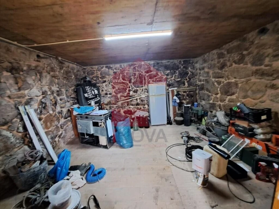 Moradia T4 para Venda em Dossãos Foto 10