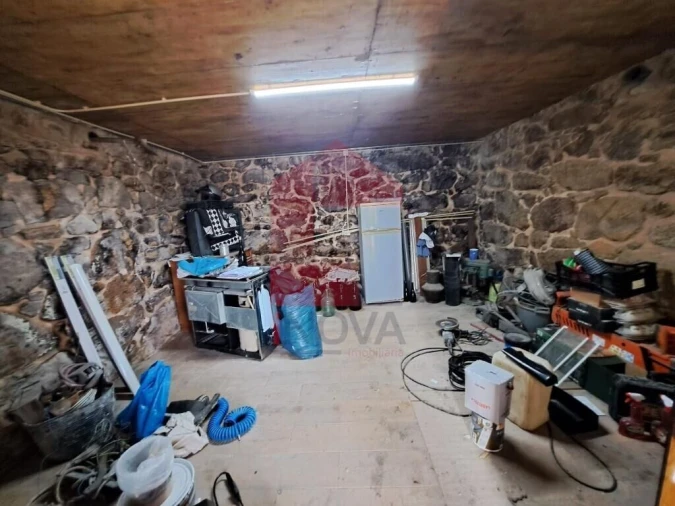 Moradia T4 para Venda em Dossãos Foto 10