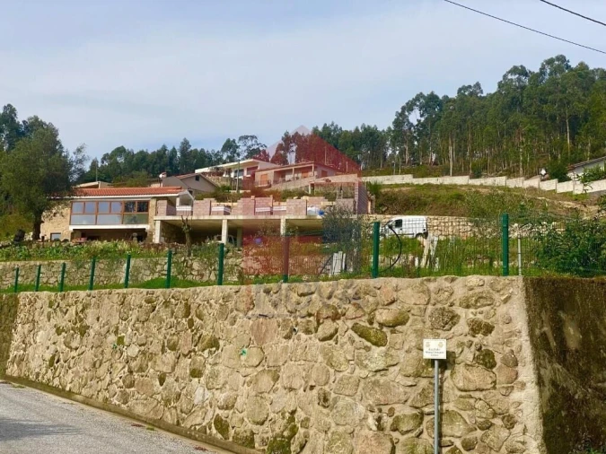 Moradia T4 para Venda em Dossãos Foto 34