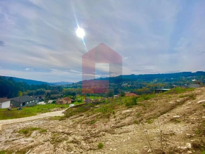 Moradia T4 para Venda em Dossãos Foto 26