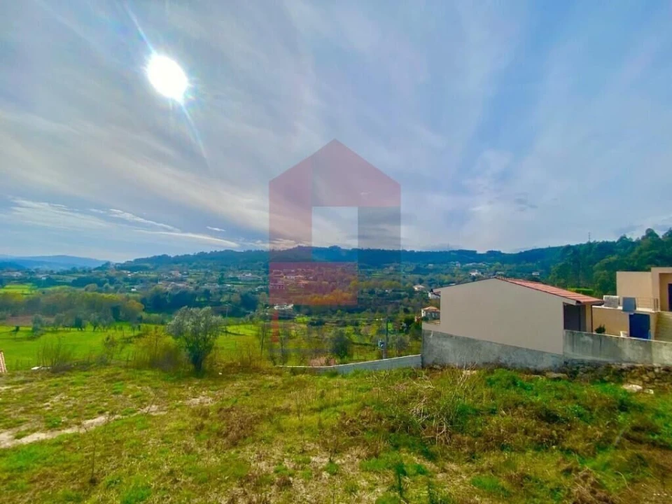 Moradia T4 para Venda em Dossãos Foto 31