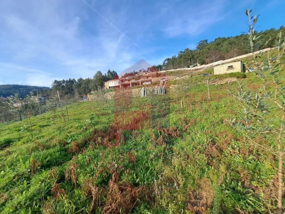 Moradia T4 para Venda em Dossãos Foto 20