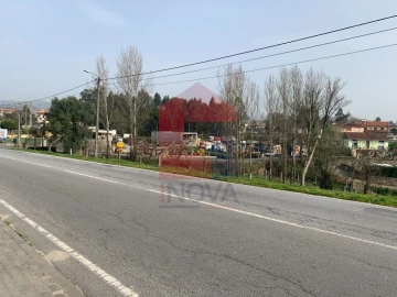 Terreno para Venda em Vila Verde e Barbudo
