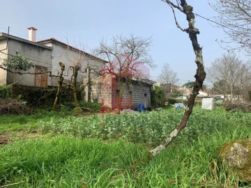 Terreno para Venda em Vila Verde e Barbudo