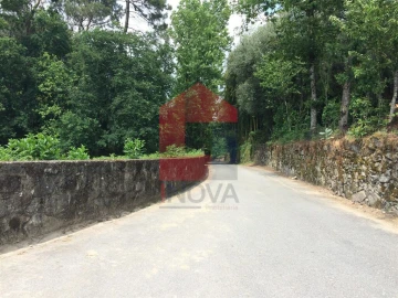 Terreno para Venda em Vila Verde e Barbudo