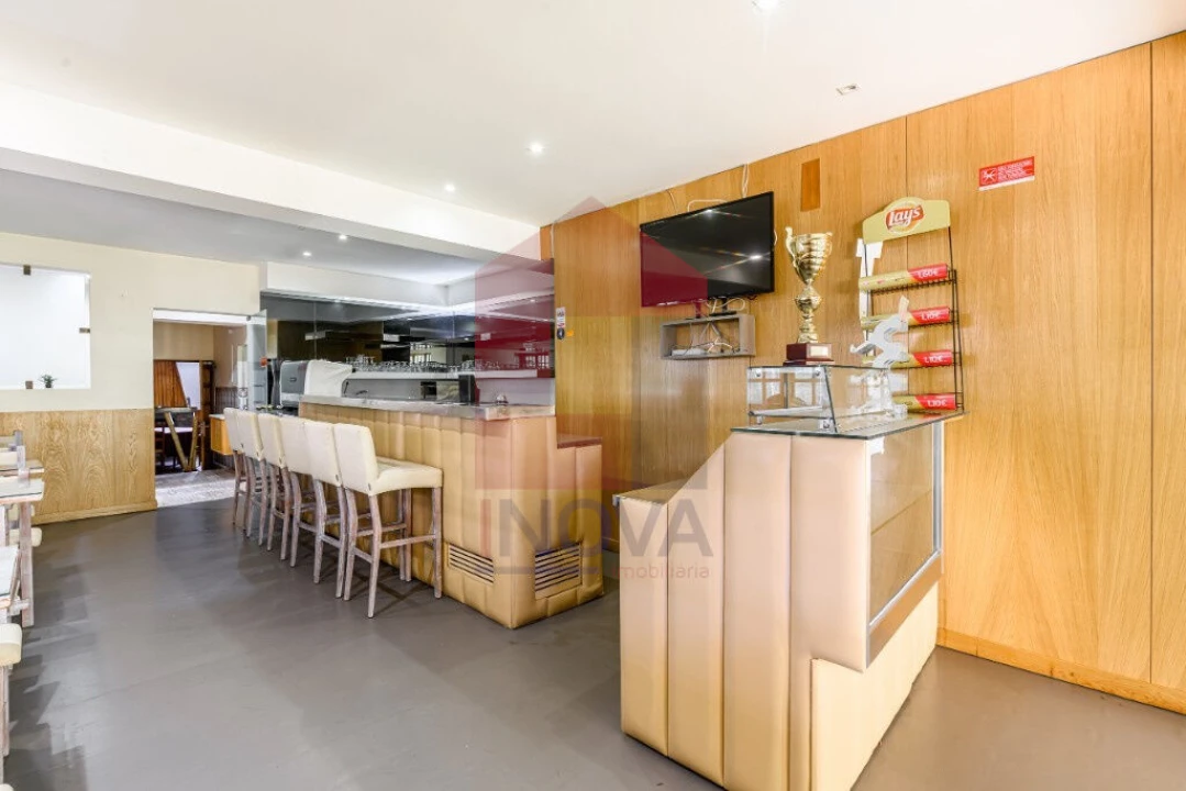 Moradia T4 para Venda em Bico Foto 13