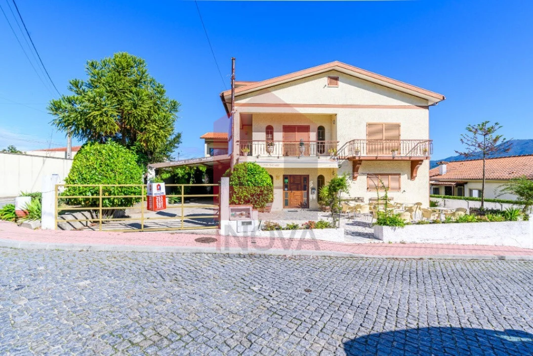 Moradia T4 para Venda em Bico Foto 34