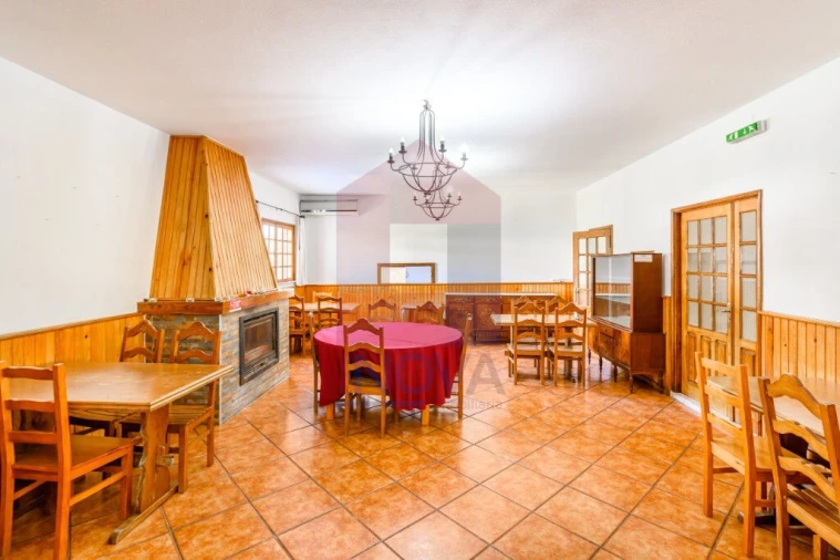 Moradia T4 para Venda em Bico Foto 5