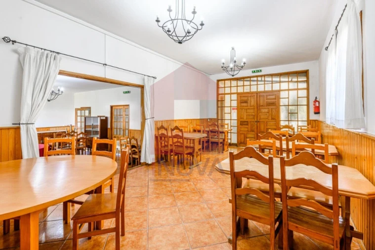 Moradia T4 para Venda em Bico Foto 4