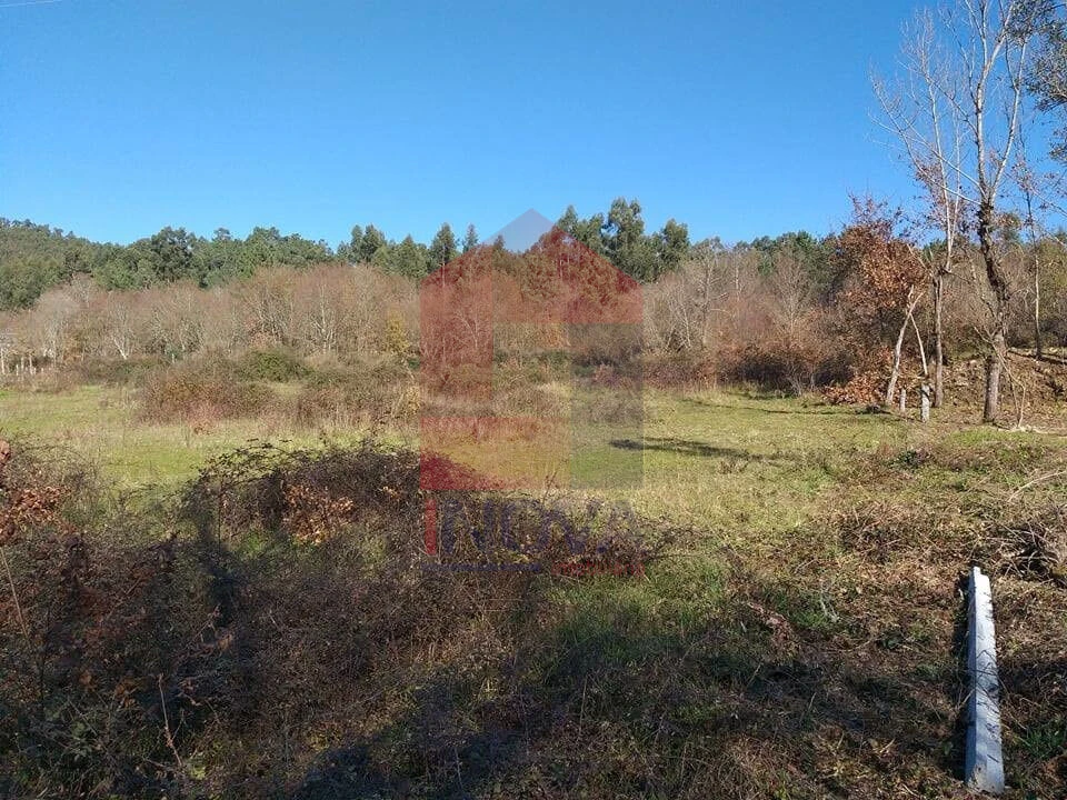 Terreno para Venda em Dossãos Foto 2