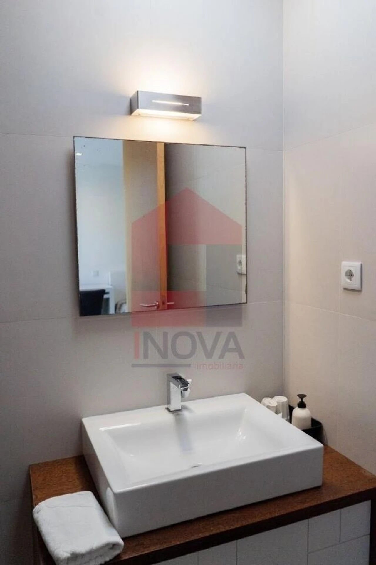 Moradia T4 para Venda em Sabariz Foto 18