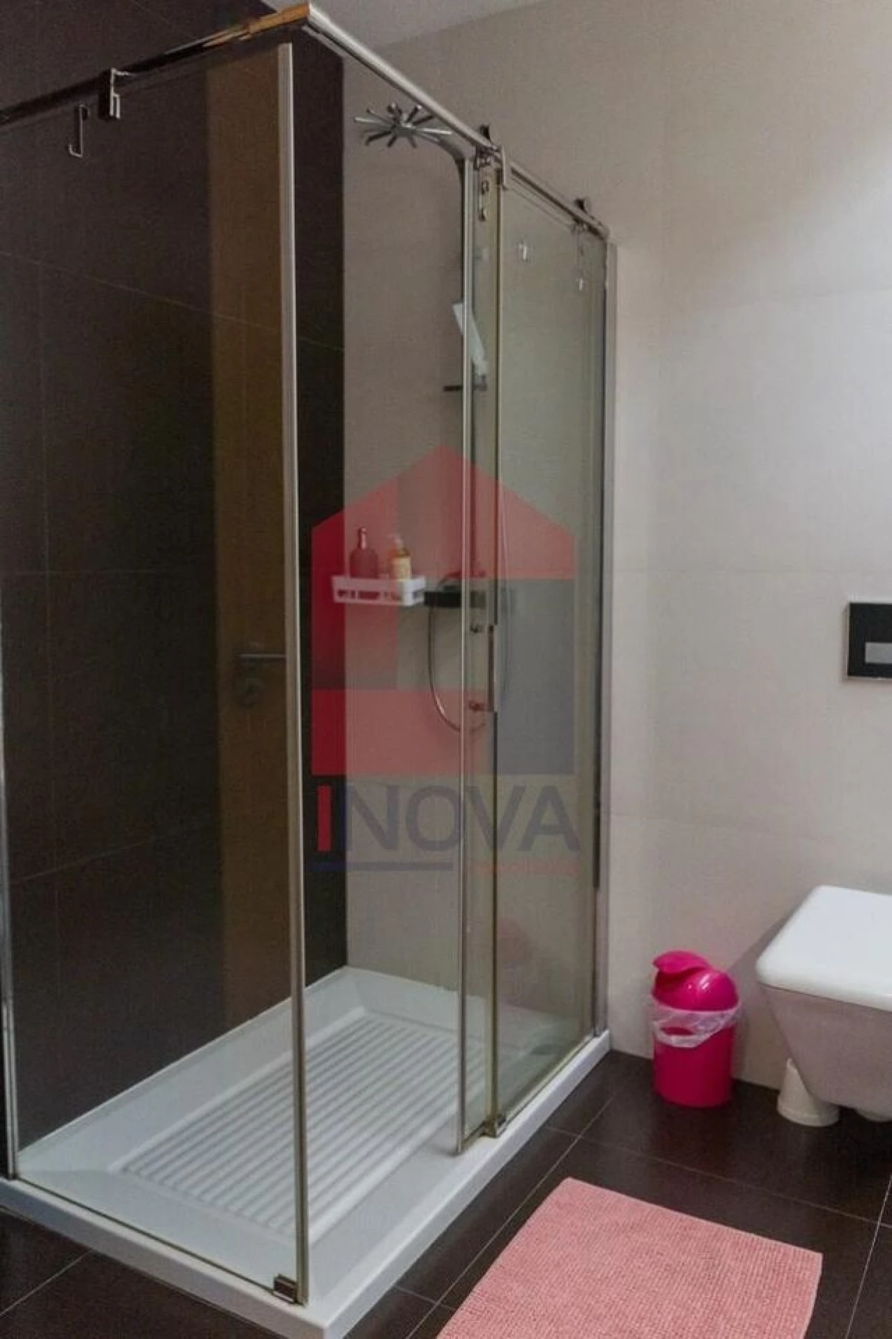 Moradia T4 para Venda em Sabariz Foto 15