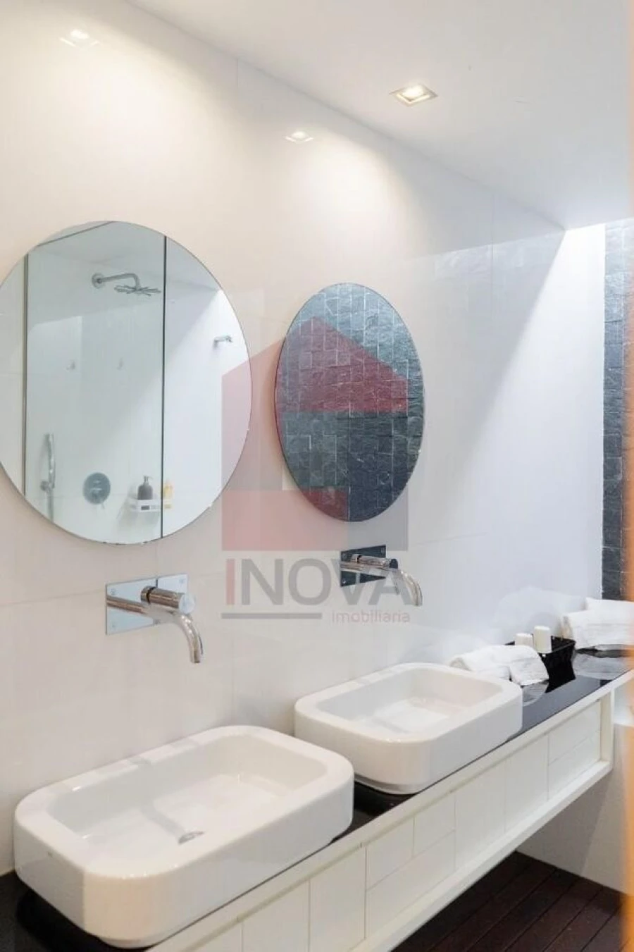 Moradia T4 para Venda em Sabariz Foto 20