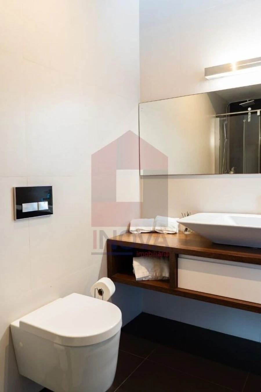 Moradia T4 para Venda em Sabariz Foto 8