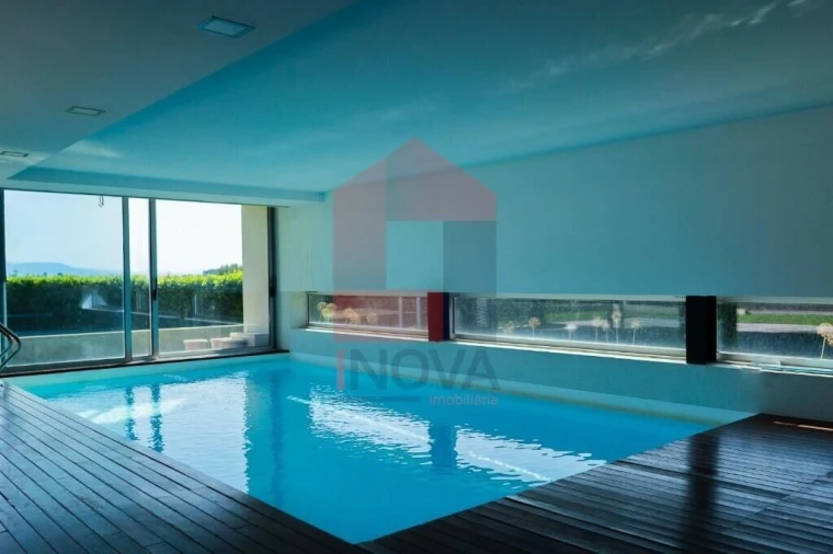 Moradia T4 para Venda em Sabariz Foto 26